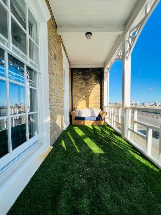 Flat 4 Marine Parade House, 1 East Cliff- Next To Dover Port, White Cliffs, Beach, Castle Exteriér fotografie